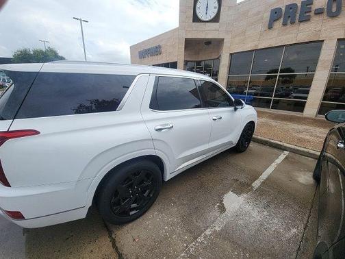 White 2022 Hyundai PALISADE Calligraphy