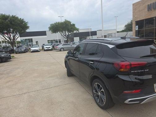 Ebony Twilight Metallic 2022 Buick Encore GX Select
