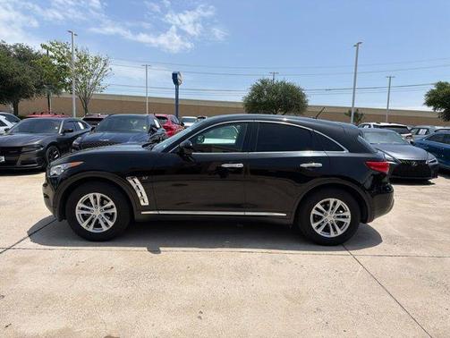 Black Obsidian 2017 INFINITI QX70 Base