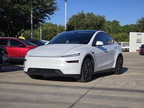 2026 Tesla Model Y Long Range