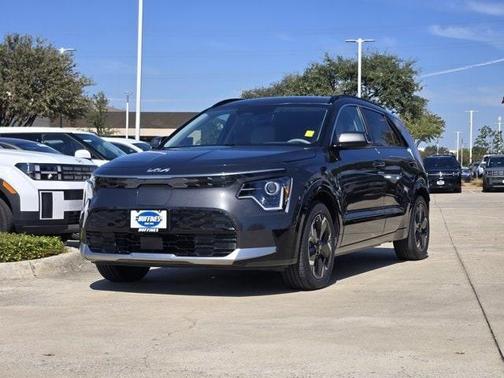 Graphite Gray 2023 Kia Niro EV Wind