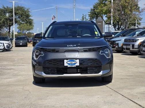 Graphite Gray 2023 Kia Niro EV Wind