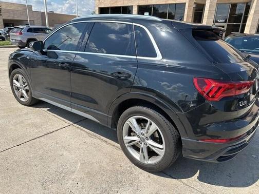 2020 Audi Q3 45 S line Premium