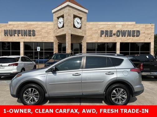 2017 Toyota RAV4 Hybrid XLE