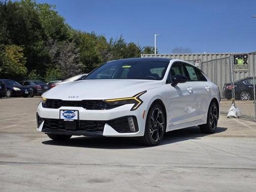 2025 Kia K5 GT-Line
