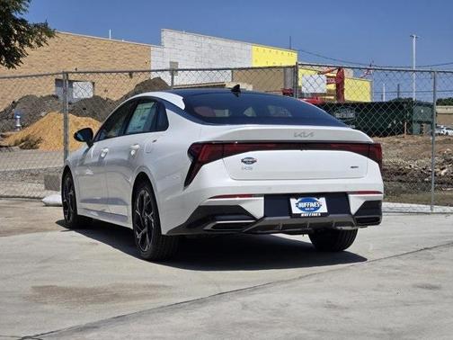 2025 Kia K5 GT-Line