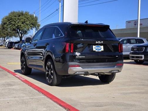 2025 Kia Sorento EX