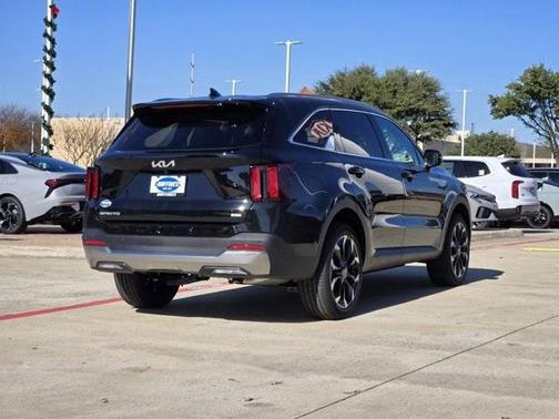 2025 Kia Sorento EX