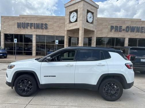 2023 Jeep Compass Altitude