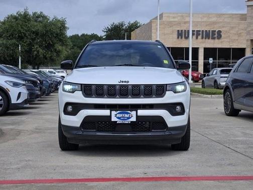 2023 Jeep Compass Altitude