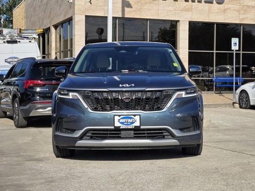2022 Kia Carnival EX