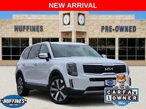 White Pearl 2022 Kia Telluride S
