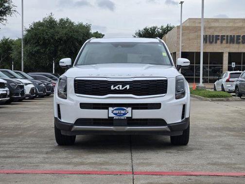 White Pearl 2022 Kia Telluride S