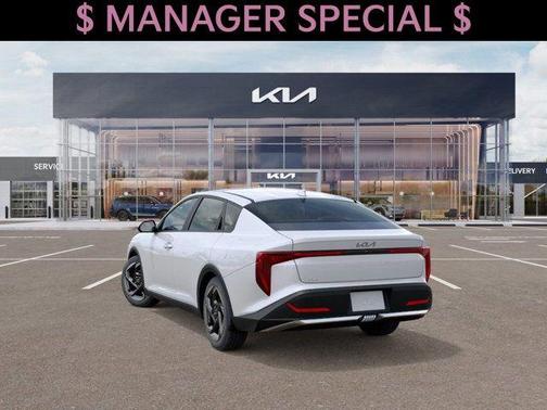 2025 Kia K4 EX