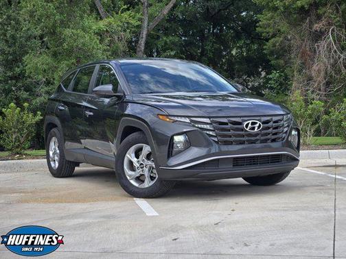 Gray 2023 Hyundai TUCSON SE