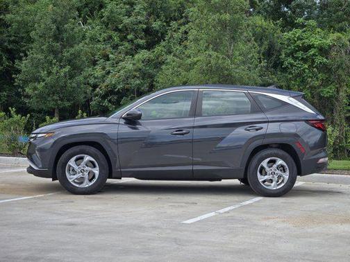 Gray 2023 Hyundai TUCSON SE