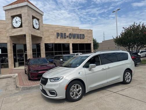 2021 Chrysler Pacifica Hybrid Limited