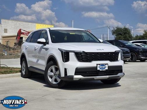 2025 Kia Sorento LX