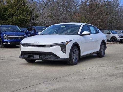 2025 Kia K4 LX