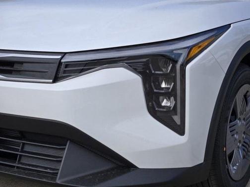 2025 Kia K4 LX