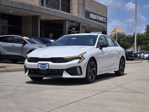 2025 Kia K5 GT-Line