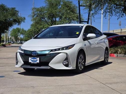 2017 Toyota Prius Prime Plus