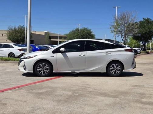 2017 Toyota Prius Prime Plus