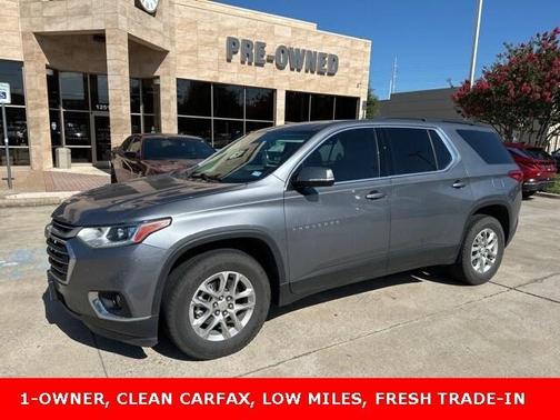 2020 Chevrolet Traverse LT Cloth