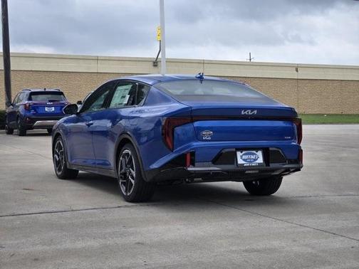 2025 Kia K4 GT-Line