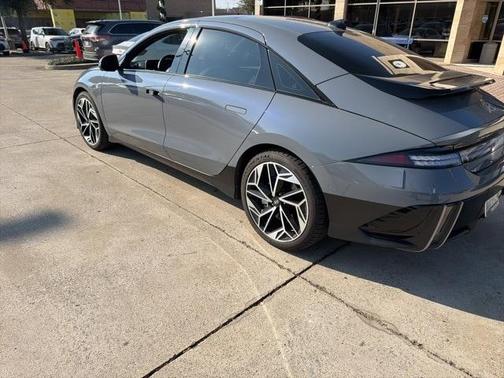 2023 Hyundai IONIQ 6 Limited
