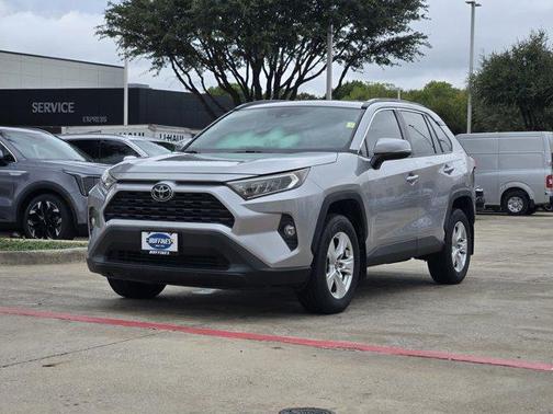 Silver Sky Metallic 2021 Toyota RAV4 XLE