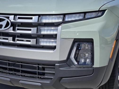 2025 Hyundai SANTA CRUZ SEL Activity