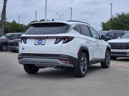 White Pearl 2026 Hyundai TUCSON SEL Premium