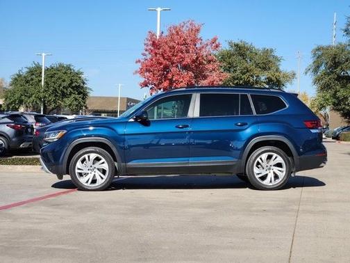 2022 Volkswagen Atlas 3.6L SE w/Technology