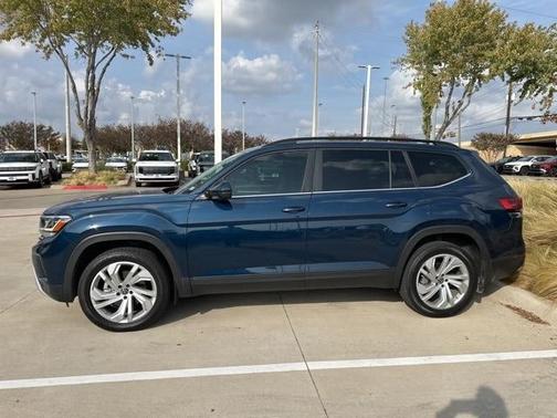 2022 Volkswagen Atlas 3.6L SE w/Technology