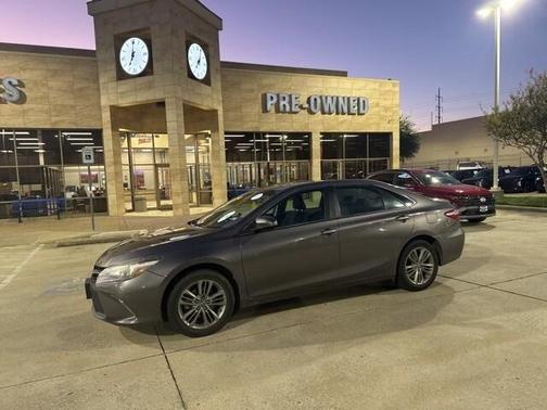 2017 Toyota Camry SE