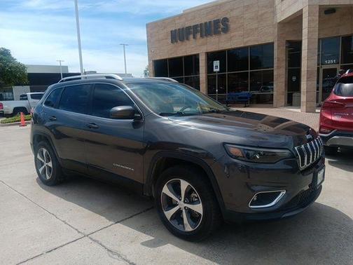 Granite Crystal Clearcoat Metallic 2019 Jeep Cherokee Limited