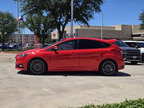 2016 Ford Focus ST Base