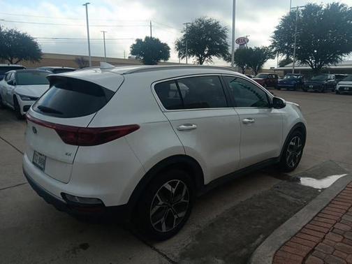 2020 Kia Sportage EX