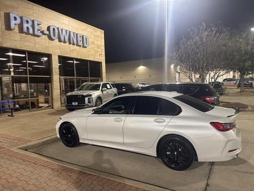 2024 BMW 330 i xDrive