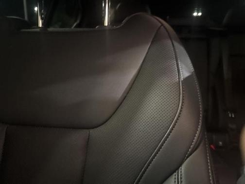 2024 BMW 330 i xDrive