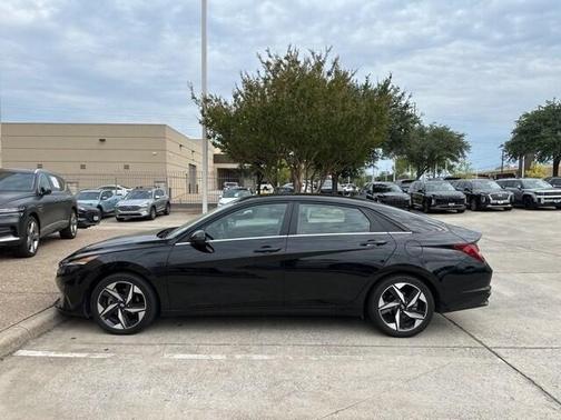 2023 Hyundai ELANTRA HEV Limited