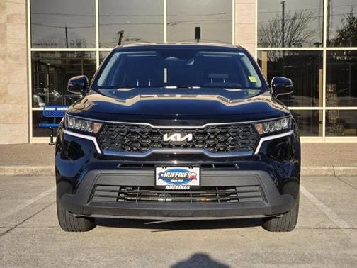 2022 Kia Sorento LX