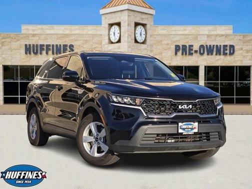 2022 Kia Sorento LX