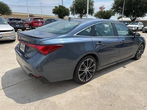 2019 Toyota Avalon XLE Touring