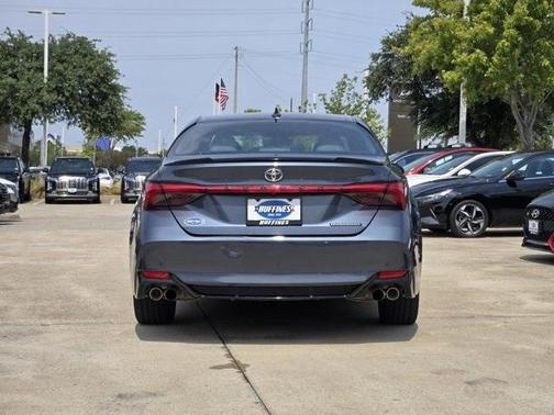 2019 Toyota Avalon XLE Touring