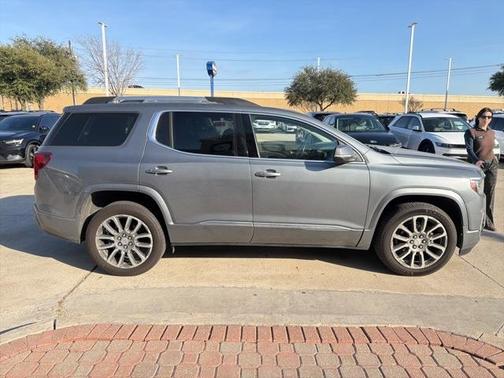 2021 GMC Acadia Denali