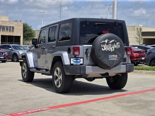 2017 Jeep Wrangler Unlimited Sahara