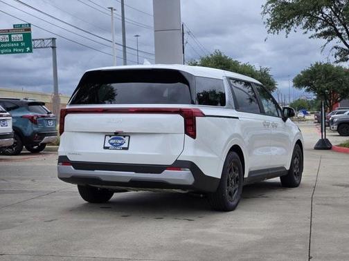 2025 Kia Carnival LXS