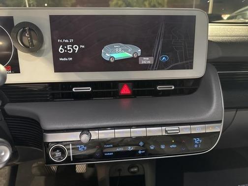 2022 Hyundai IONIQ 5 Limited